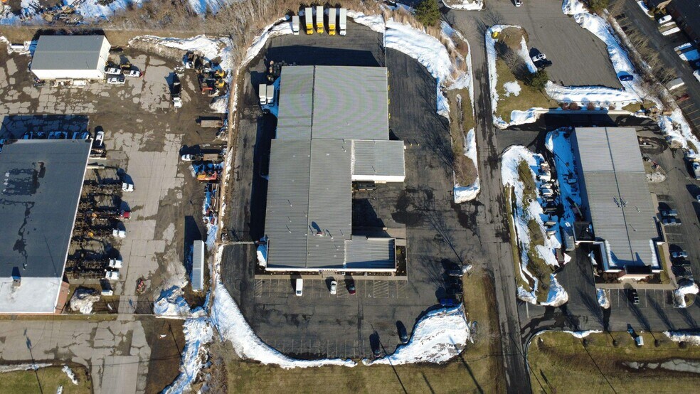 More Photos Of 6800 Northern Blvd, East Syracuse Truck Terminal For Sale