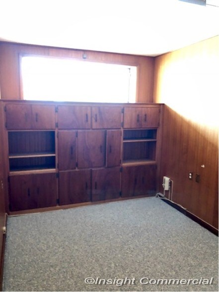 More Photos Of 801-809 NW Pershing Dr, Lawton Medical For Sale