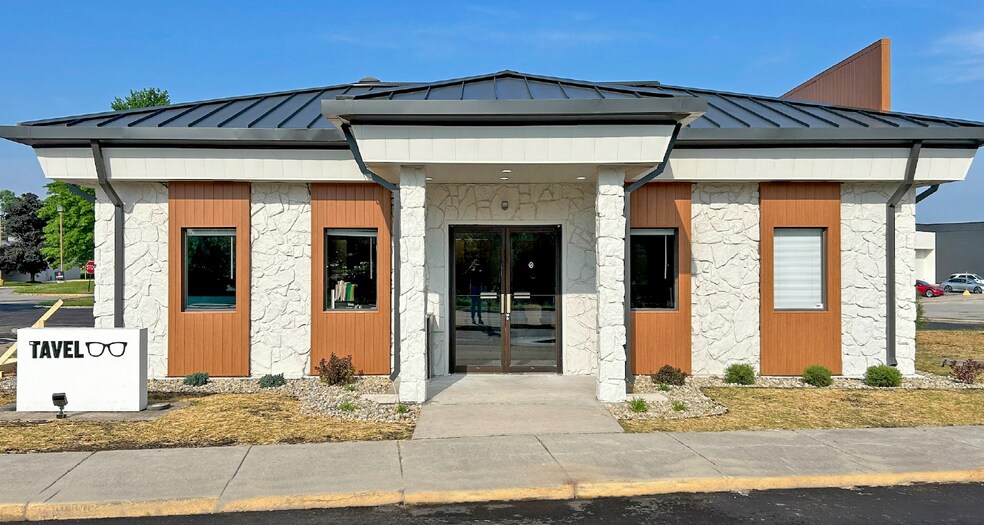 More Photos Of 3701 S Main St, Elkhart Warehouse For Lease