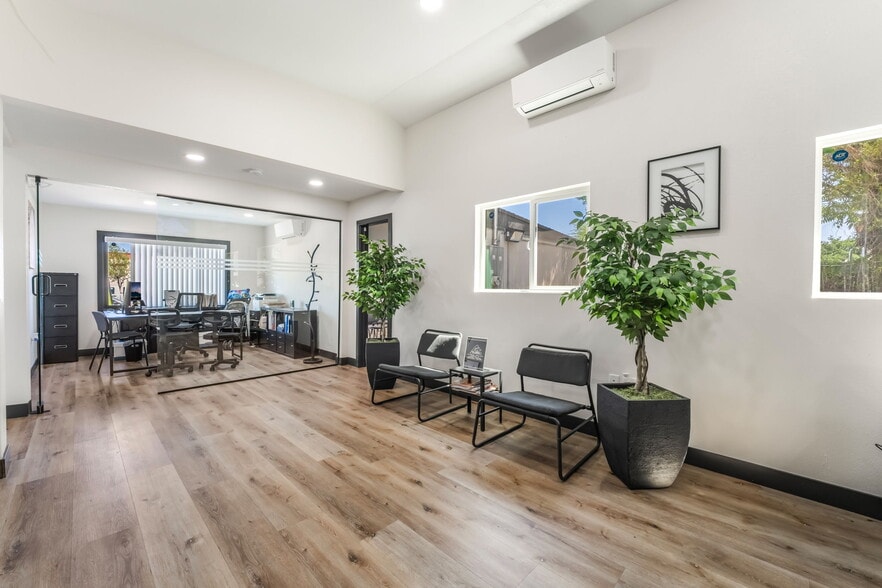 More Photos Of 3329 S Eastern Ave, Las Vegas Office For Sale