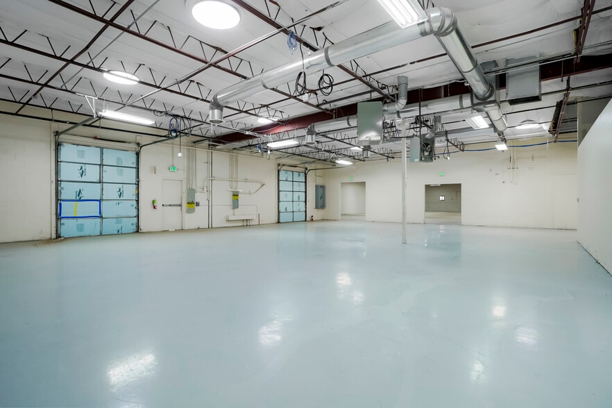 More Photos Of 6950 S Tucson Way, Centennial Light Manufacturing For Lease