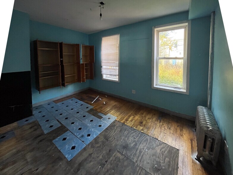 More Photos Of 820-822 Utica Ave, Brooklyn Storefront Retail Residential For Sale