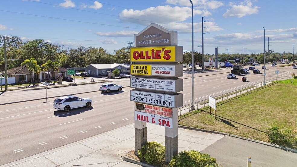 More Photos Of 5165-5261 33rd St E, Bradenton Storefront For Sale