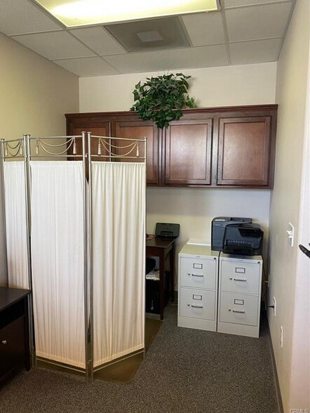 More Photos Of 2107 Forest Ave, Chico Office For Sale