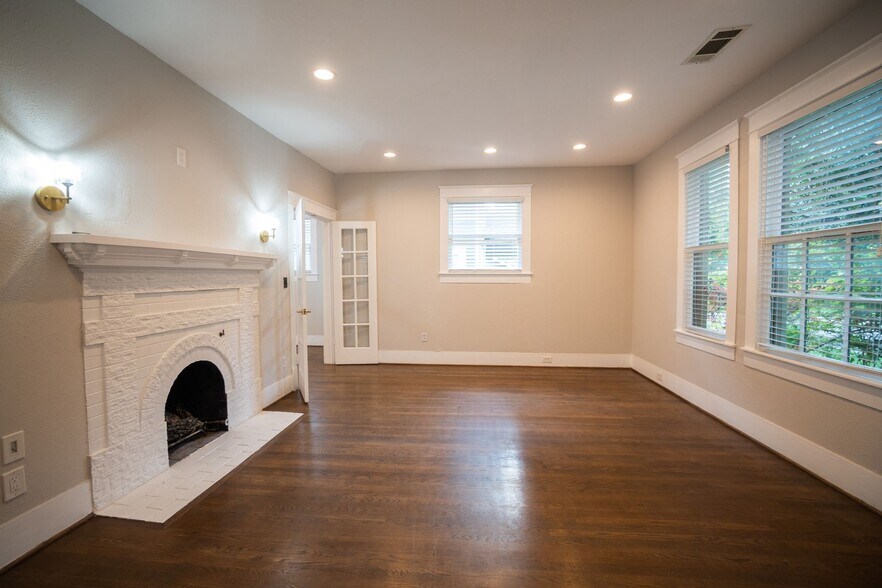 More Photos Of 5740-5742 Llano Ave, Dallas Apartments For Sale