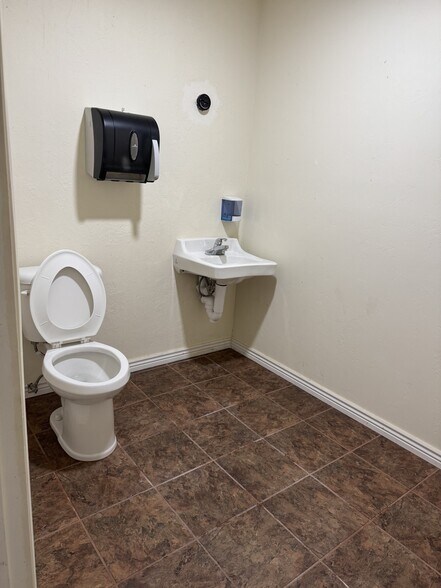 More Photos Of 234 E 4th St, Benson Office For Sale