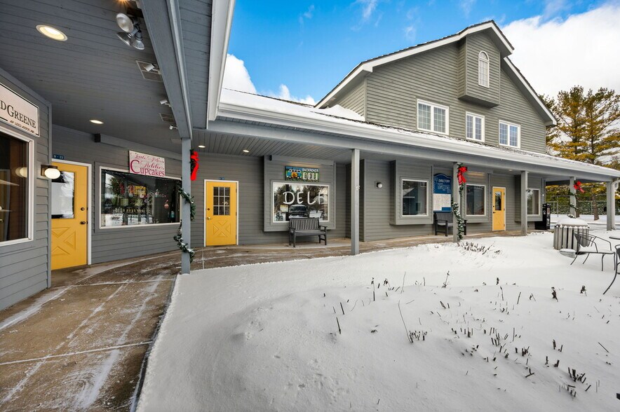 More Photos Of 9331 Spring Rd, Fish Creek Storefront For Sale