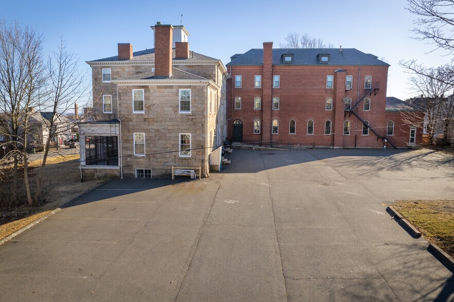 More Photos Of 1061 Pleasant St, New Bedford Medical For Sale