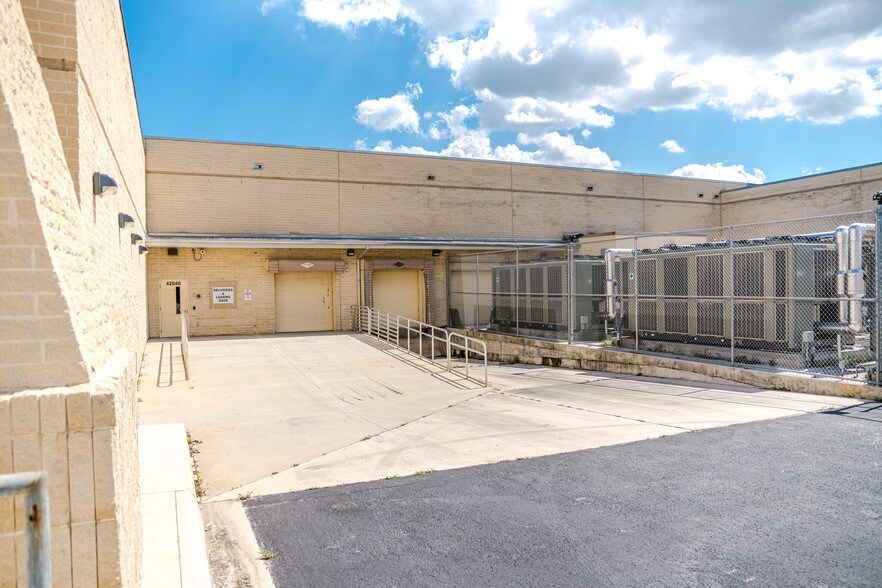 More Photos Of 4204 Okeechobee Rd, Fort Pierce Industrial For Sale