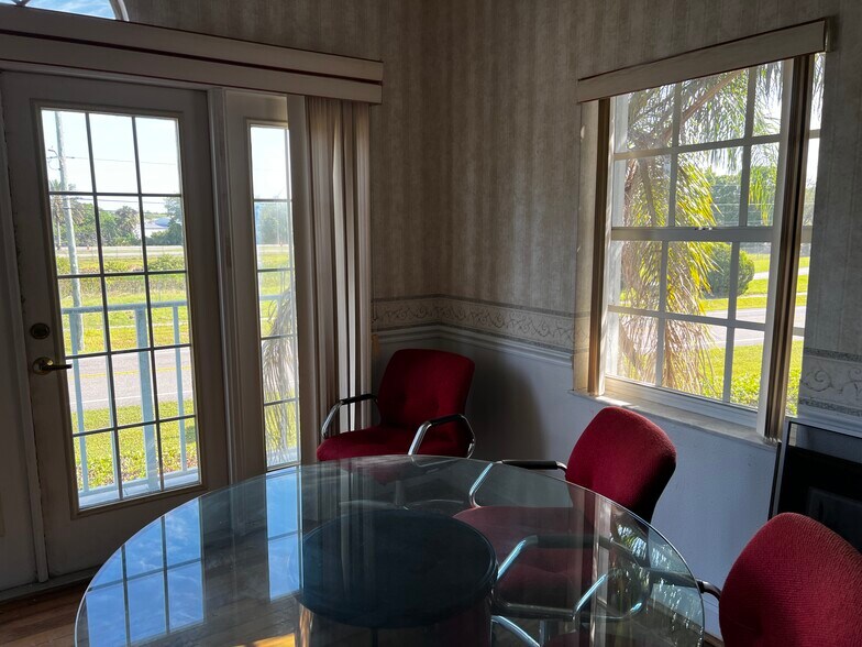 More Photos Of 1001 State Route 590, Oldsmar Warehouse For Lease