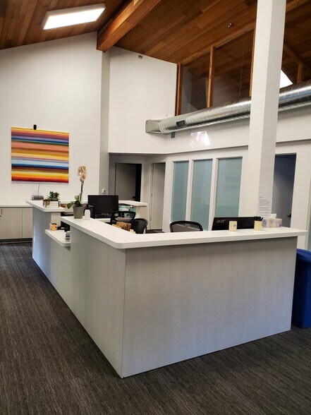 More Photos Of 875-885 University Ave, Sacramento Office For Sale