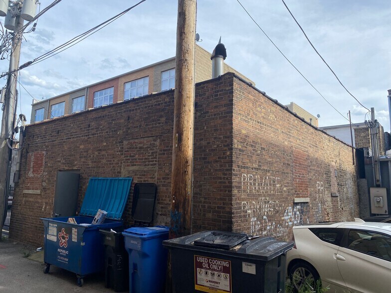 More Photos Of 1964 W Lawrence Ave, Chicago Storefront Retail Residential For Sale