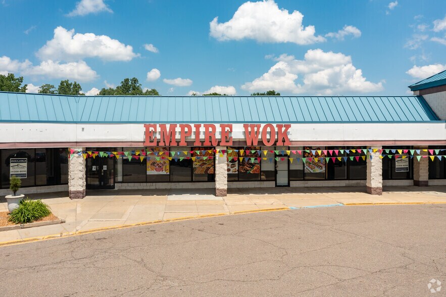 More Photos Of 4157-4245 E Court St, Burton Department Store For Sale