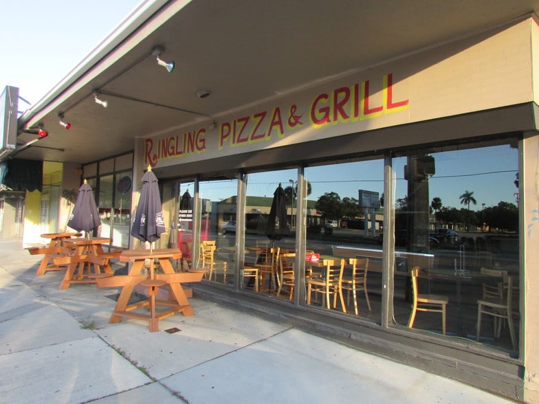 More Photos Of 2289-2291 Ringling Blvd, Sarasota Restaurant For Sale