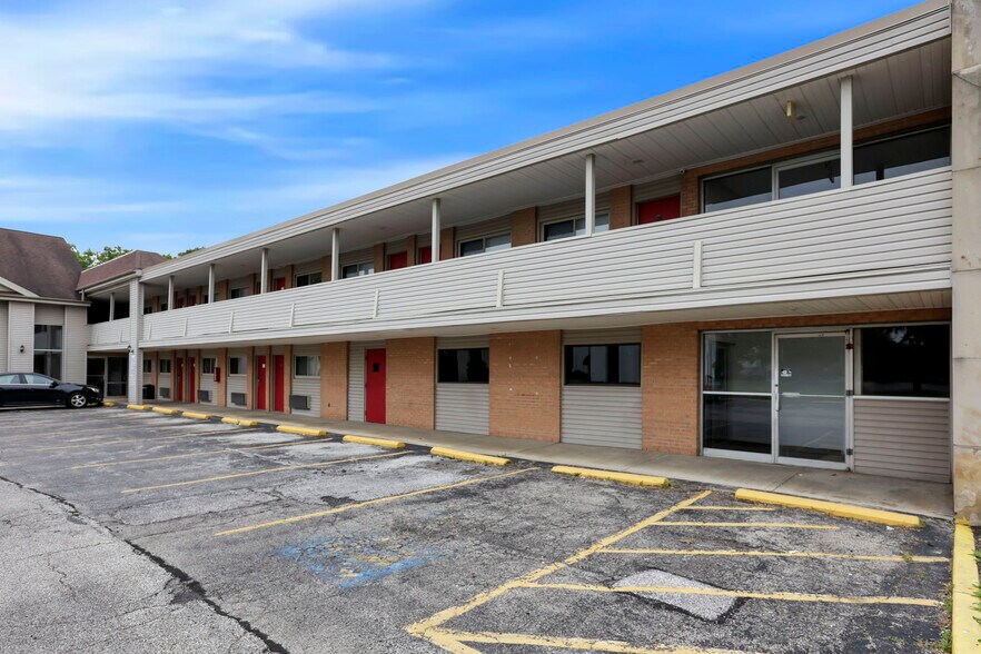 More Photos Of 22115 Brookpark Rd, Cleveland Hotel For Sale