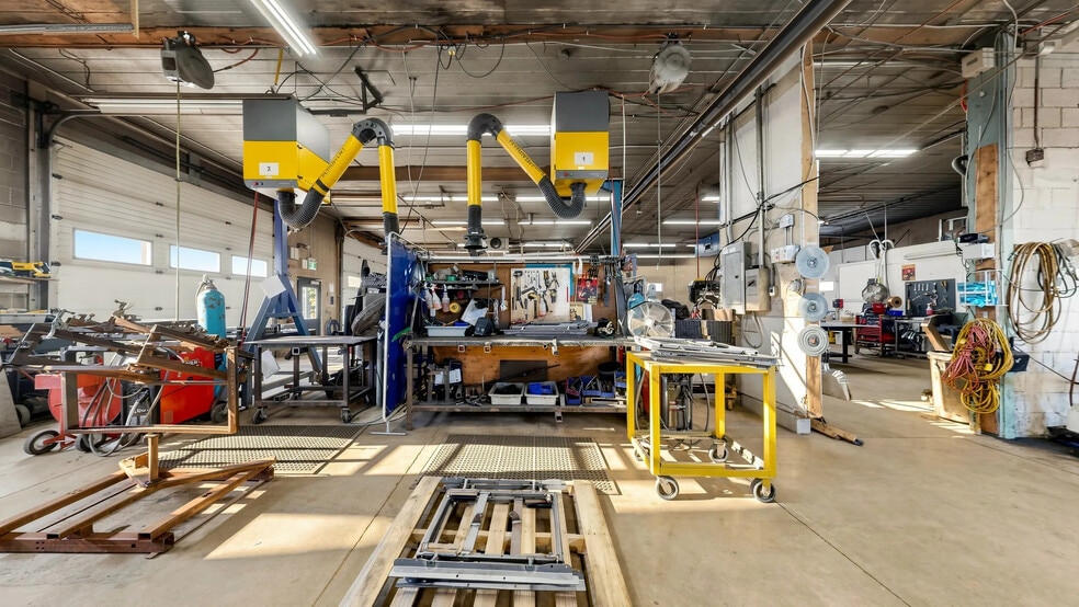 More Photos Of 116 Main St, Woodstock Industrial For Sale