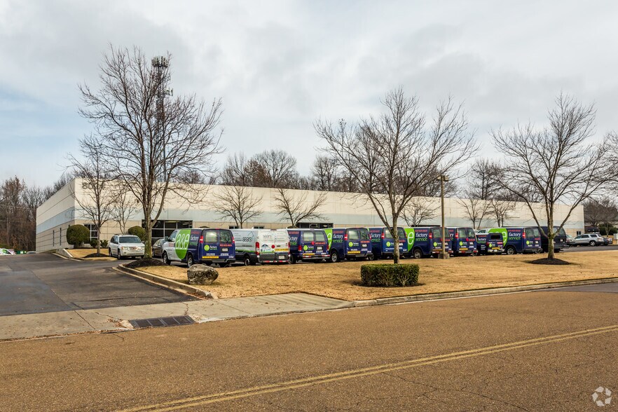 More Photos Of 3110 Stage Post Dr, Memphis Light Distribution For Lease