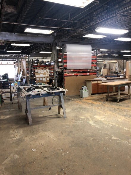More Photos Of 512 SW 3rd St, Oklahoma City Industrial For Lease