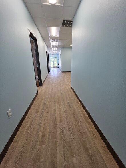 More Photos Of 1020 N Murphy Rd, Murphy Medical For Sale