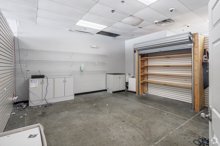 More Photos Of Hanover Pike @ Eagle Ridge Court, Hampstead Unknown For Lease