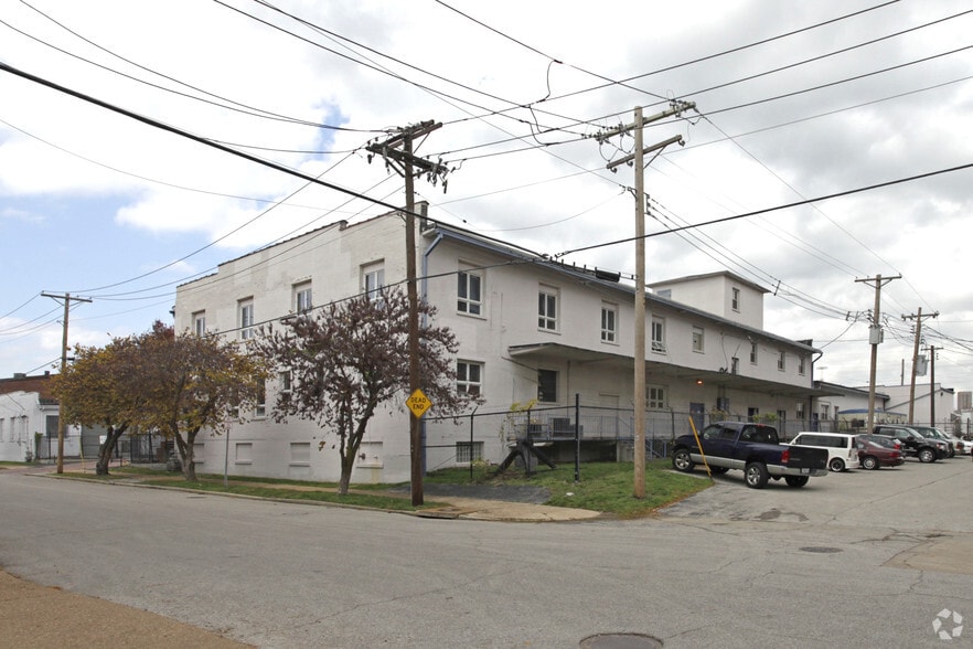 Primary Photo Of 4021 Park Ave, Saint Louis Warehouse For Sale