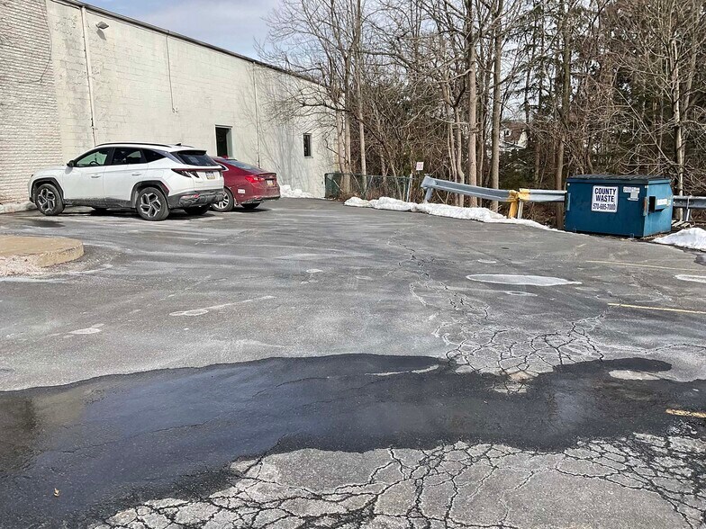 More Photos Of 102 N Abington Rd, Clarks Green Medical For Lease