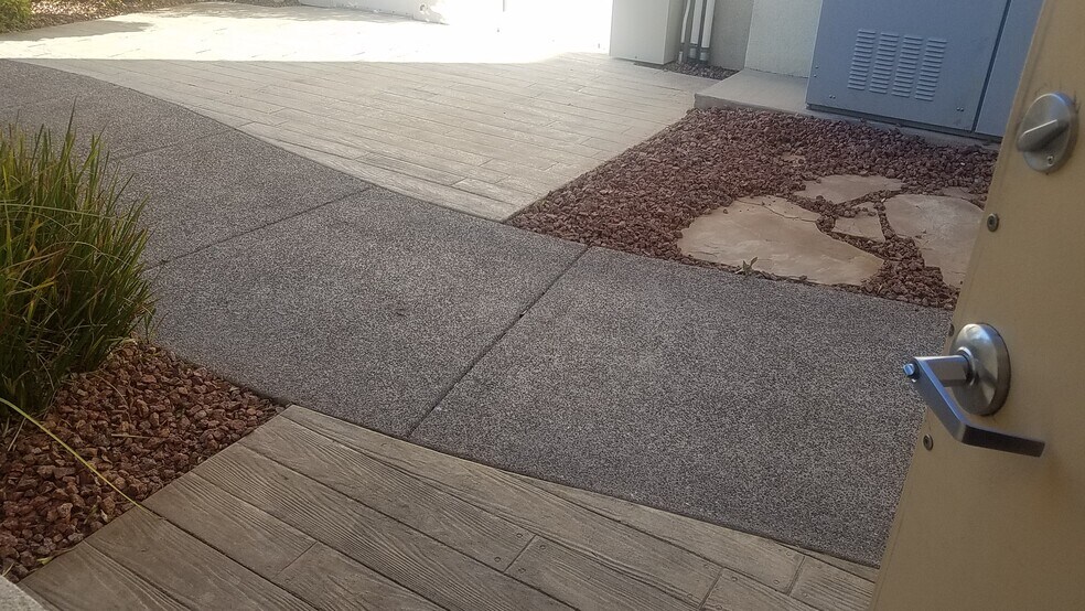 More Photos Of 7884 W Sahara Ave, Las Vegas Medical For Sale