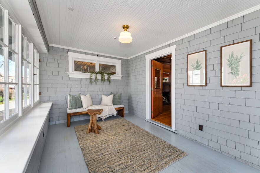 More Photos Of 8 Keller St, Petaluma Office Residential For Sale