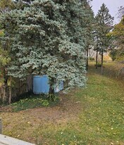 More Photos Of 1154 Queens Blvd, Kitchener Land For Sale