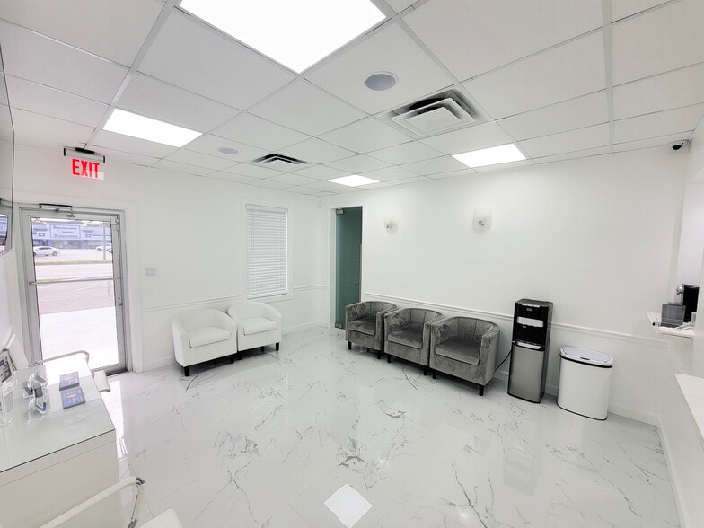 More Photos Of 5200 N Armenia Ave, Tampa Medical For Sale