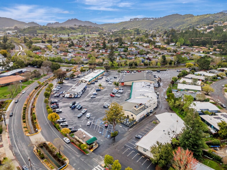 More Photos Of 621-655 Del Ganado Rd, San Rafael Storefront For Sale