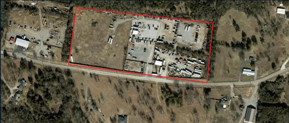 More Photos Of 4447 Veals Rd, Murfreesboro Service For Sale