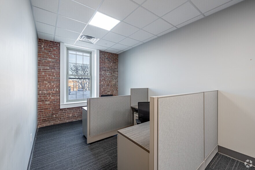 More Photos Of 366-386 Main St, Middletown Office For Lease