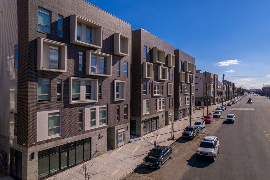 More Photos Of 2033 E Lehigh Ave, Philadelphia Apartments For Lease
