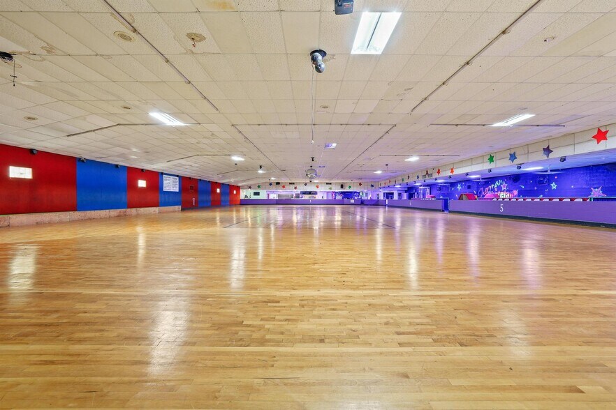 More Photos Of 3100 Versaille Dr, Sherman Skating Rink For Sale