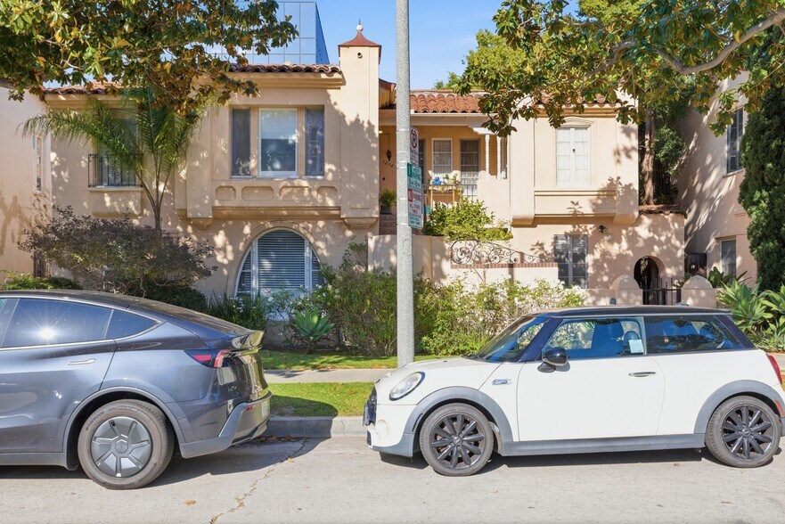 More Photos Of 1232 Smithwood Dr, Los Angeles Apartments For Sale