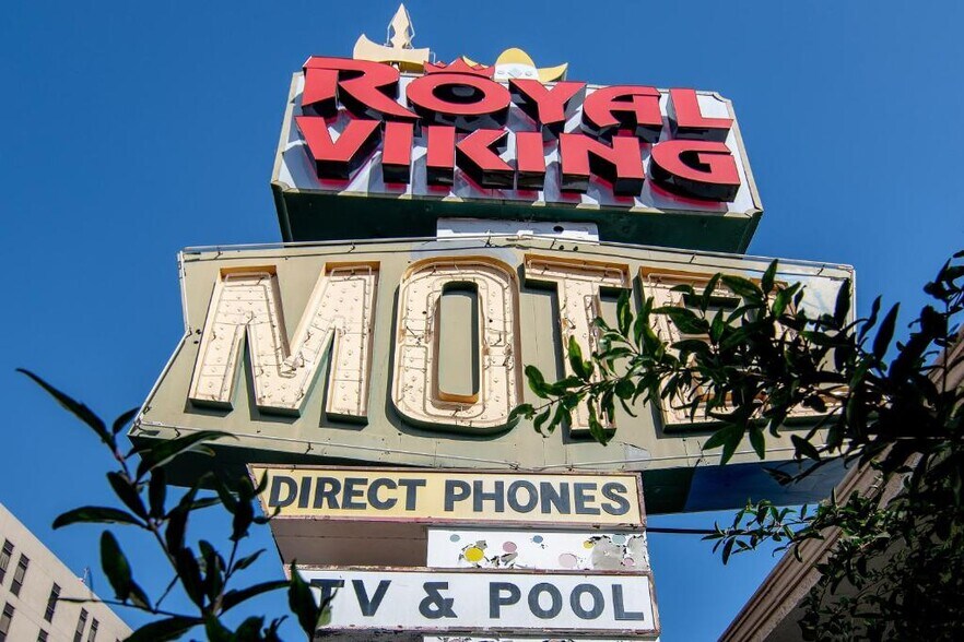 More Photos Of 2025 W 3rd St, Los Angeles Hotel For Lease