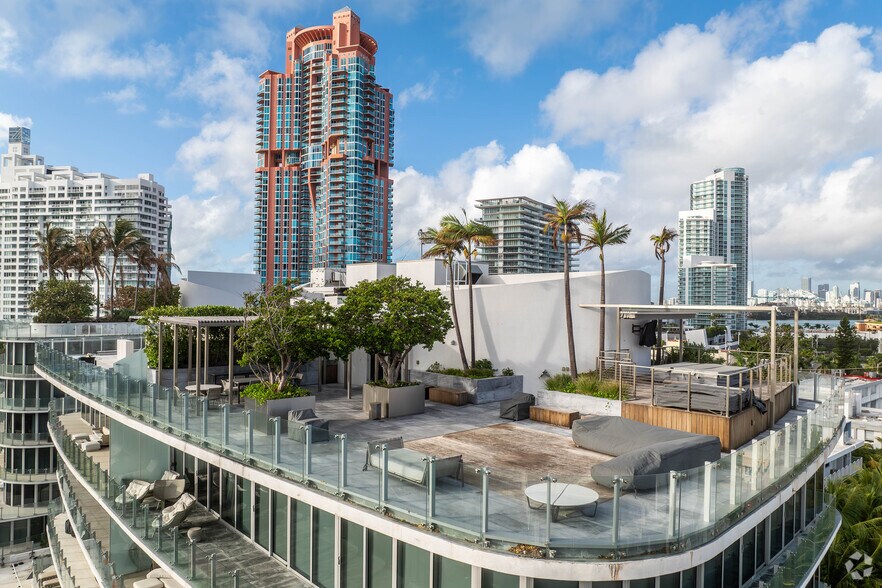 More Photos Of 1 Collins Ave, Miami Beach Apartments For Sale