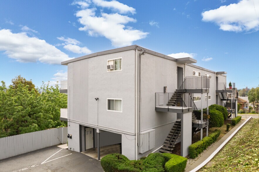 More Photos Of 1600-1720 Santa Clara St, Vallejo Apartments For Sale