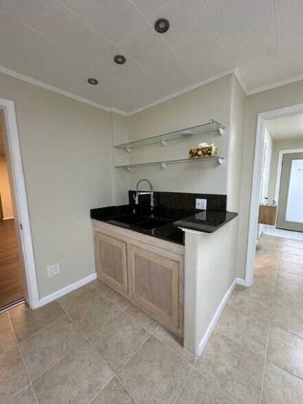 More Photos Of 1142-1148 Walker Rd, Great Falls Medical For Sale