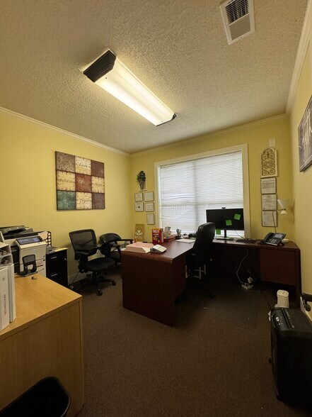 More Photos Of 5991 Parkway North Blvd, Cumming Office For Lease