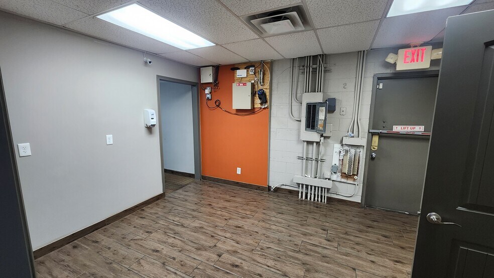 More Photos Of 4625 E Tropicana Ave, Las Vegas Freestanding For Lease