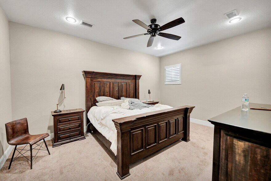 More Photos Of 4313 N County Rd W, Odessa Office For Sale