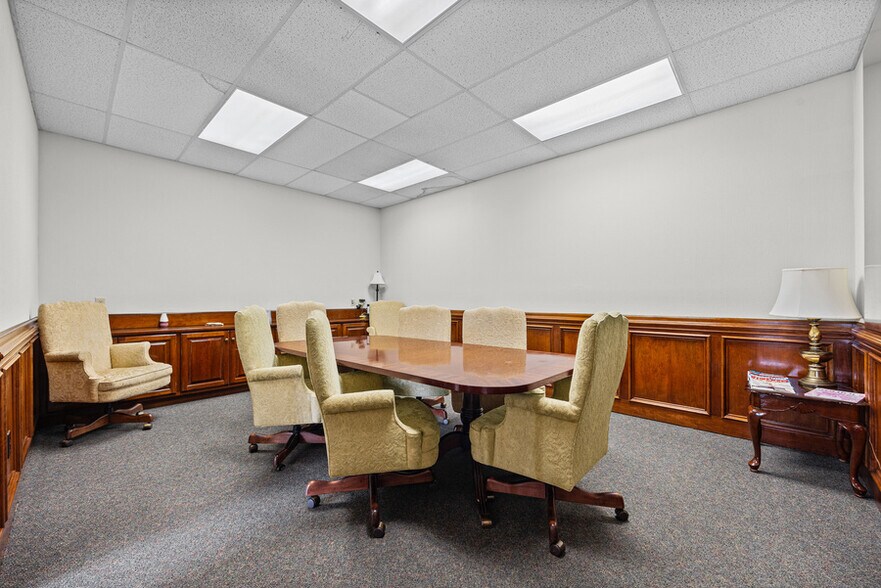 More Photos Of 2400 Crownpoint Executive Dr, Charlotte Office For Lease