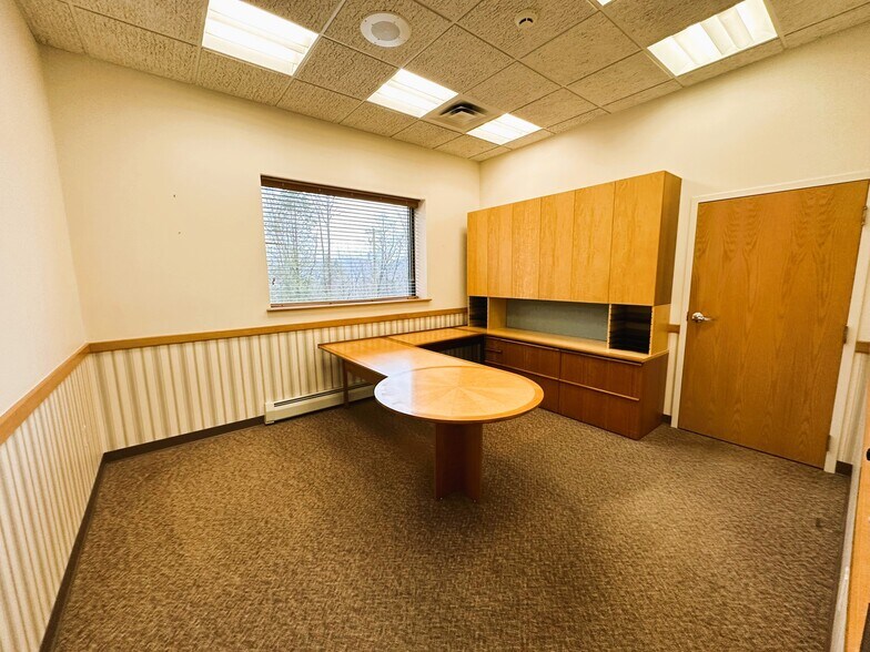 More Photos Of 120 Sunrise Ave, Honesdale Medical For Lease