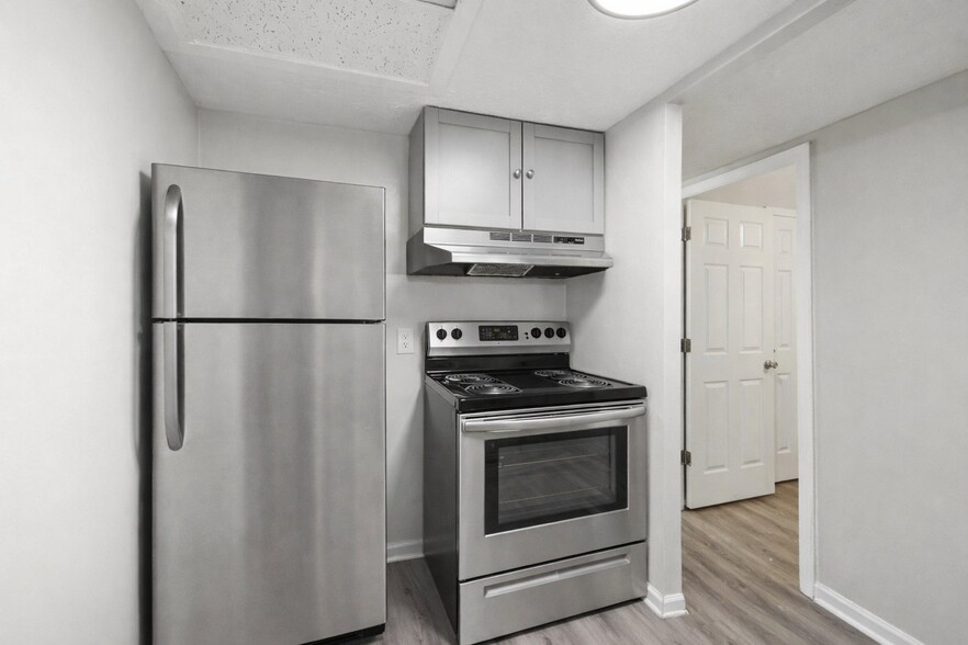 More Photos Of 2189 Baringer Ave, Louisville Apartments For Sale