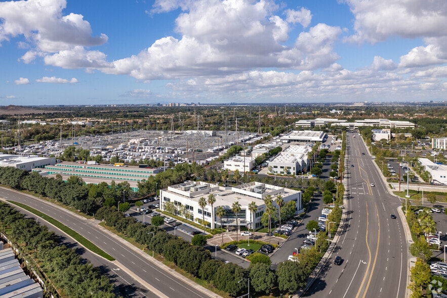 More Photos Of 15825 Laguna Canyon Rd, Irvine Medical For Lease