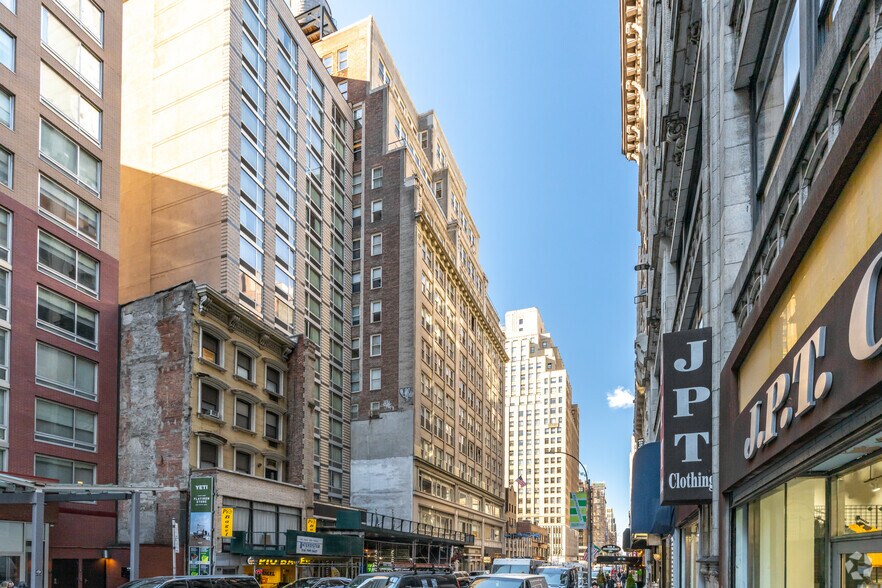 More Photos Of 70 W 36th St, New York Office For Sale