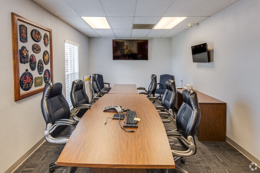 More Photos Of 5639 Hansel Ave, Orlando Medical For Lease