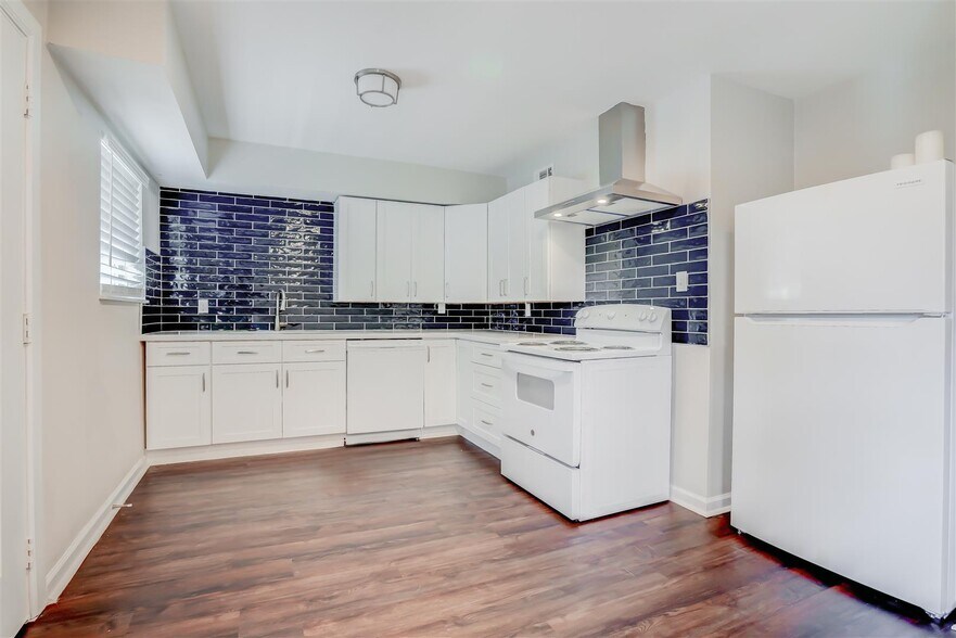 More Photos Of 1824 Thonig Rd, Houston Apartments For Sale